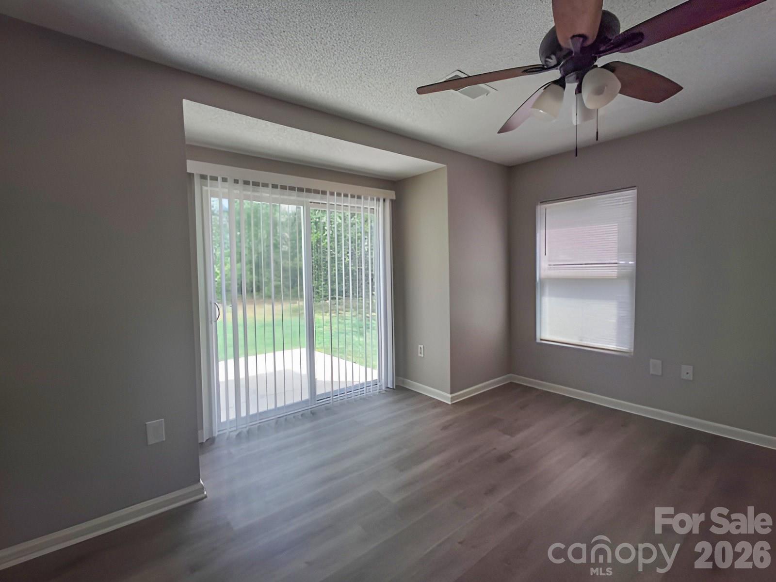 10242 Hugue Way Charlotte NC 28214