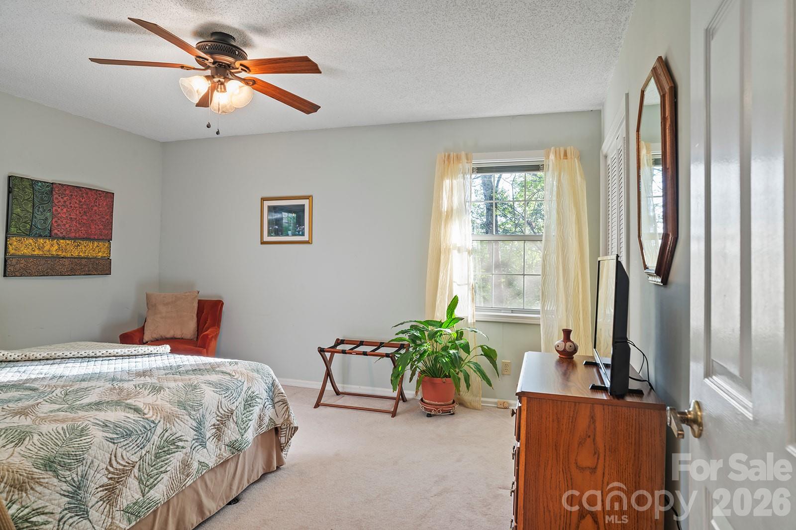 12 Steeplechase Court Hendersonville NC 28791