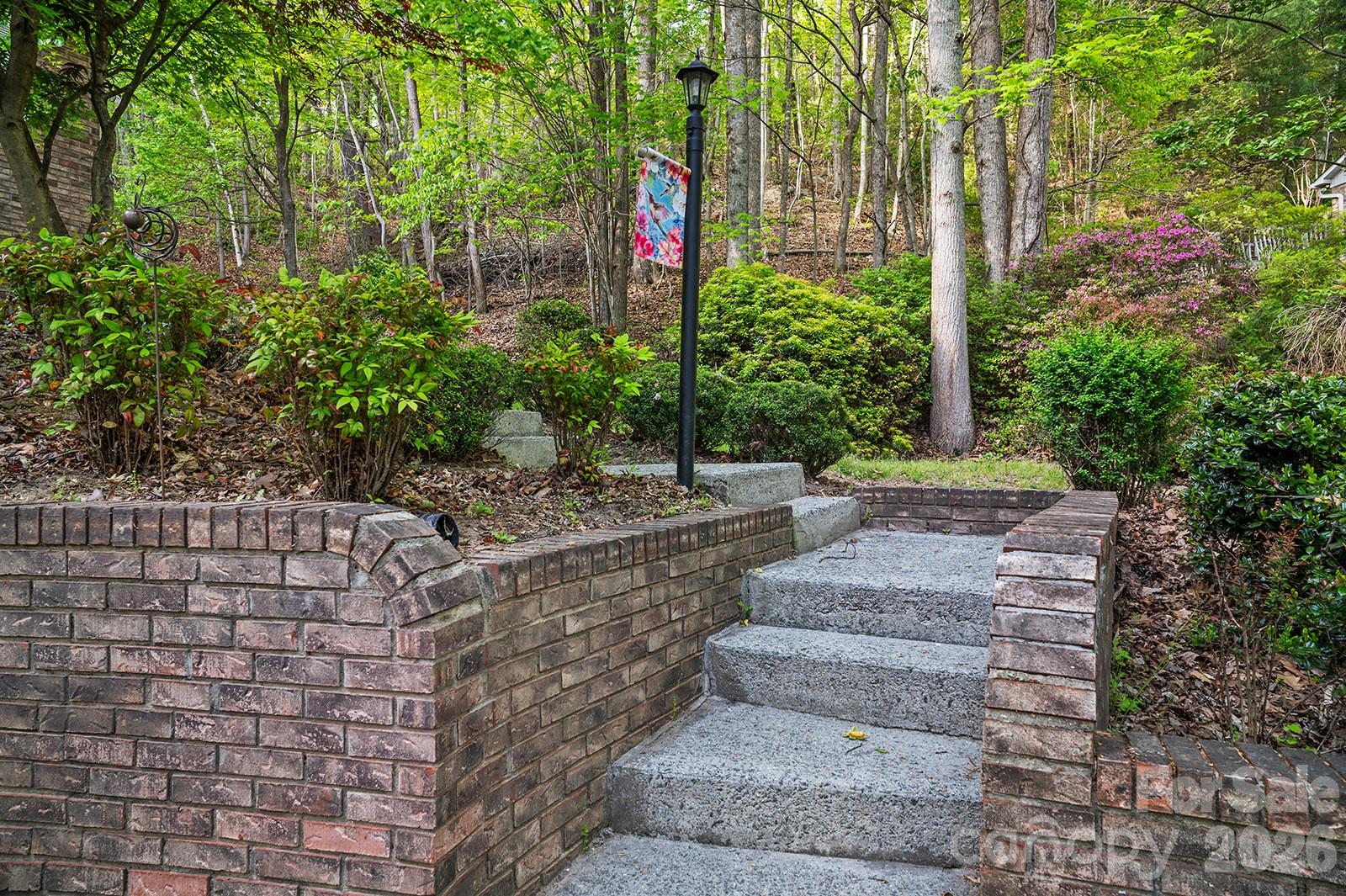 12 Steeplechase Court Hendersonville NC 28791