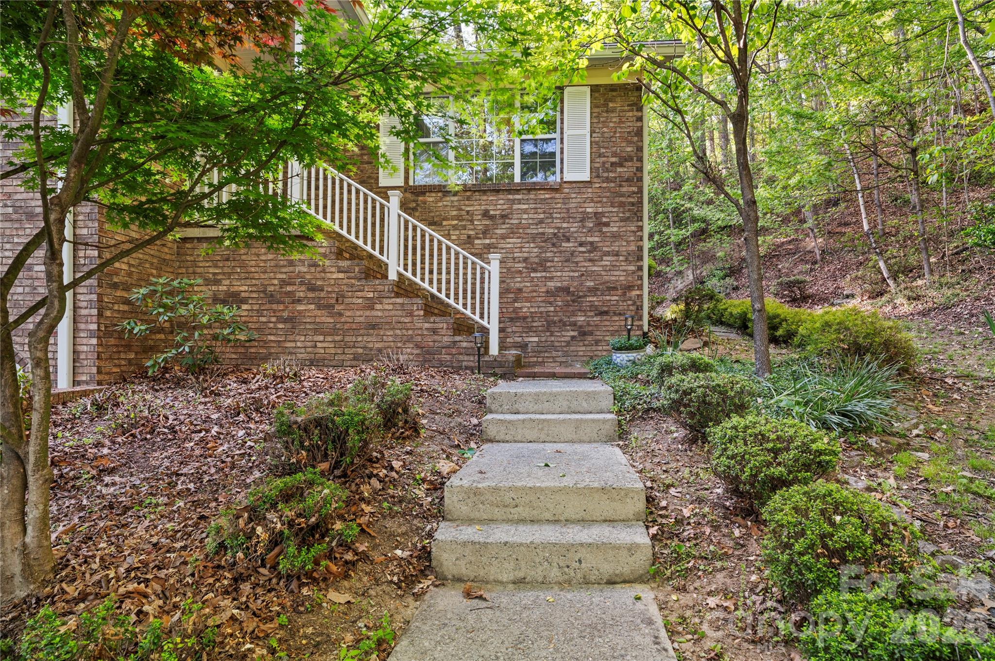 12 Steeplechase Court Hendersonville NC 28791