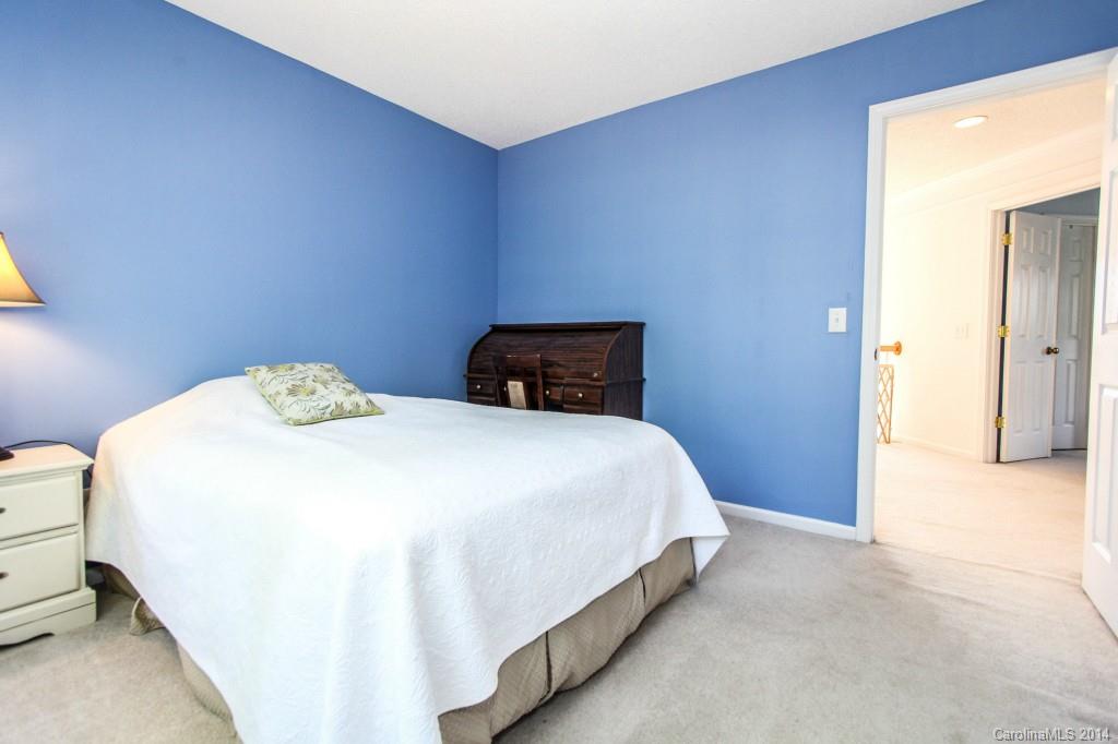 9837 Dauphine Drive Charlotte NC 28216