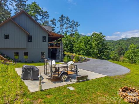 275 Rivers Whisper Lane Franklin NC 28734