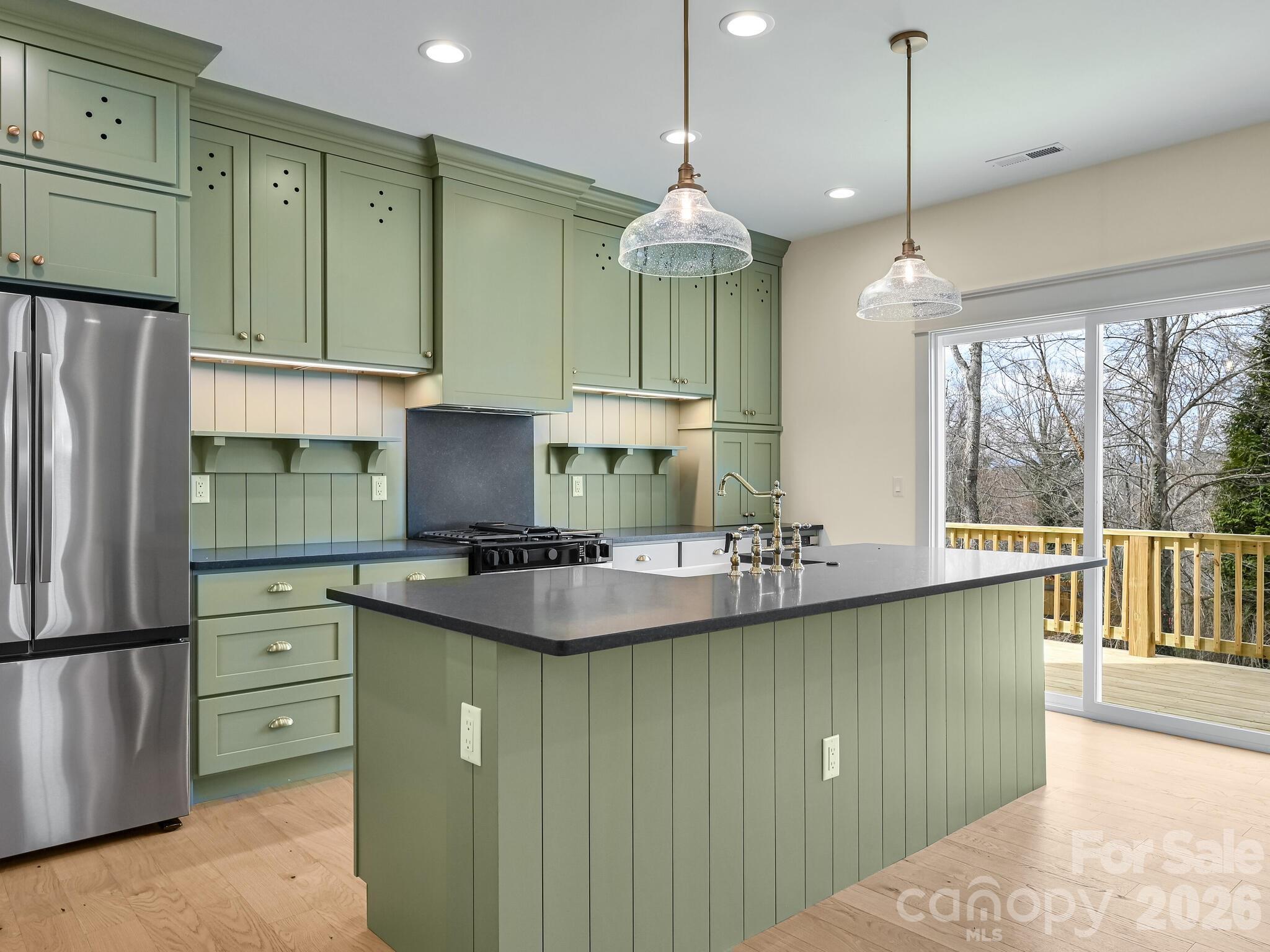 99 Arco Road Asheville NC 28805