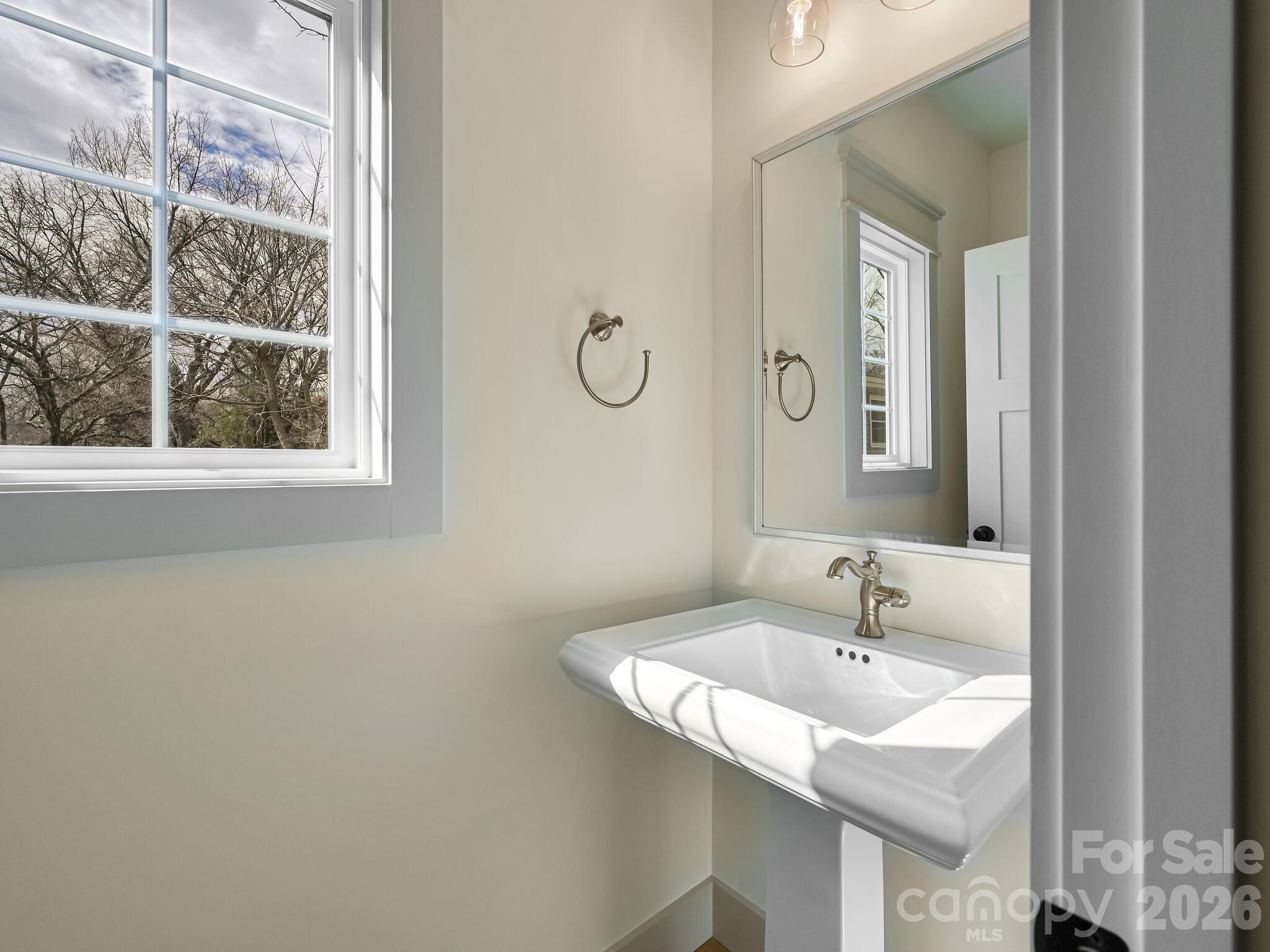 99 Arco Road Asheville NC 28805