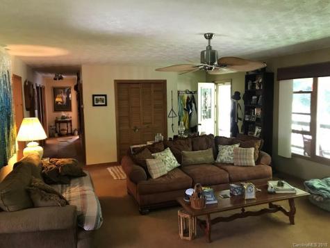 2138 Highway 197 Road Bakersville NC 28705