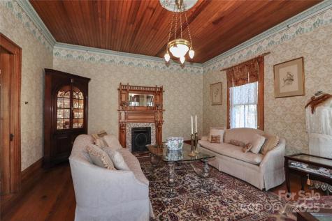 235 Walnut Street Statesville NC 28677