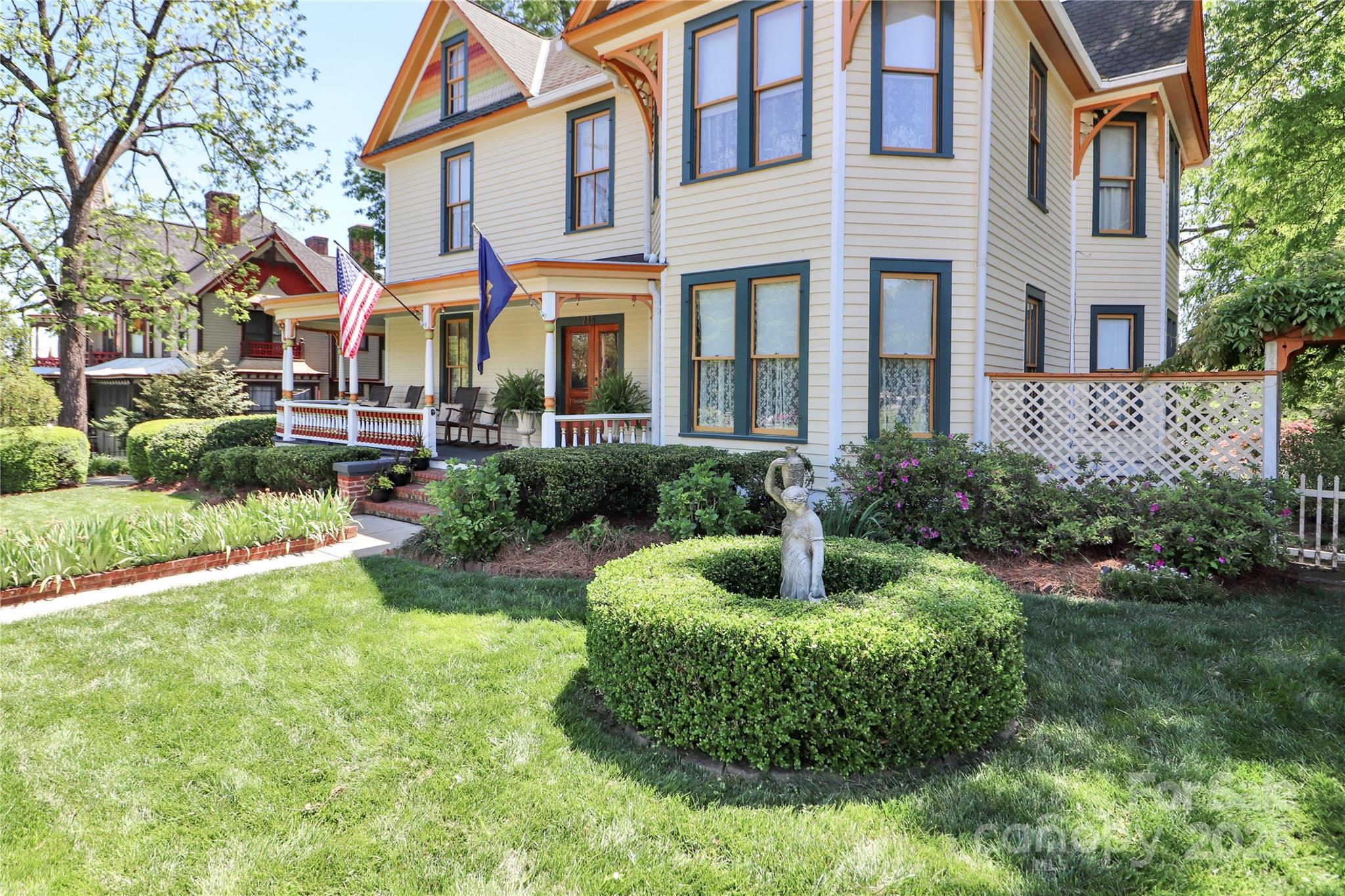 235 Walnut Street Statesville NC 28677