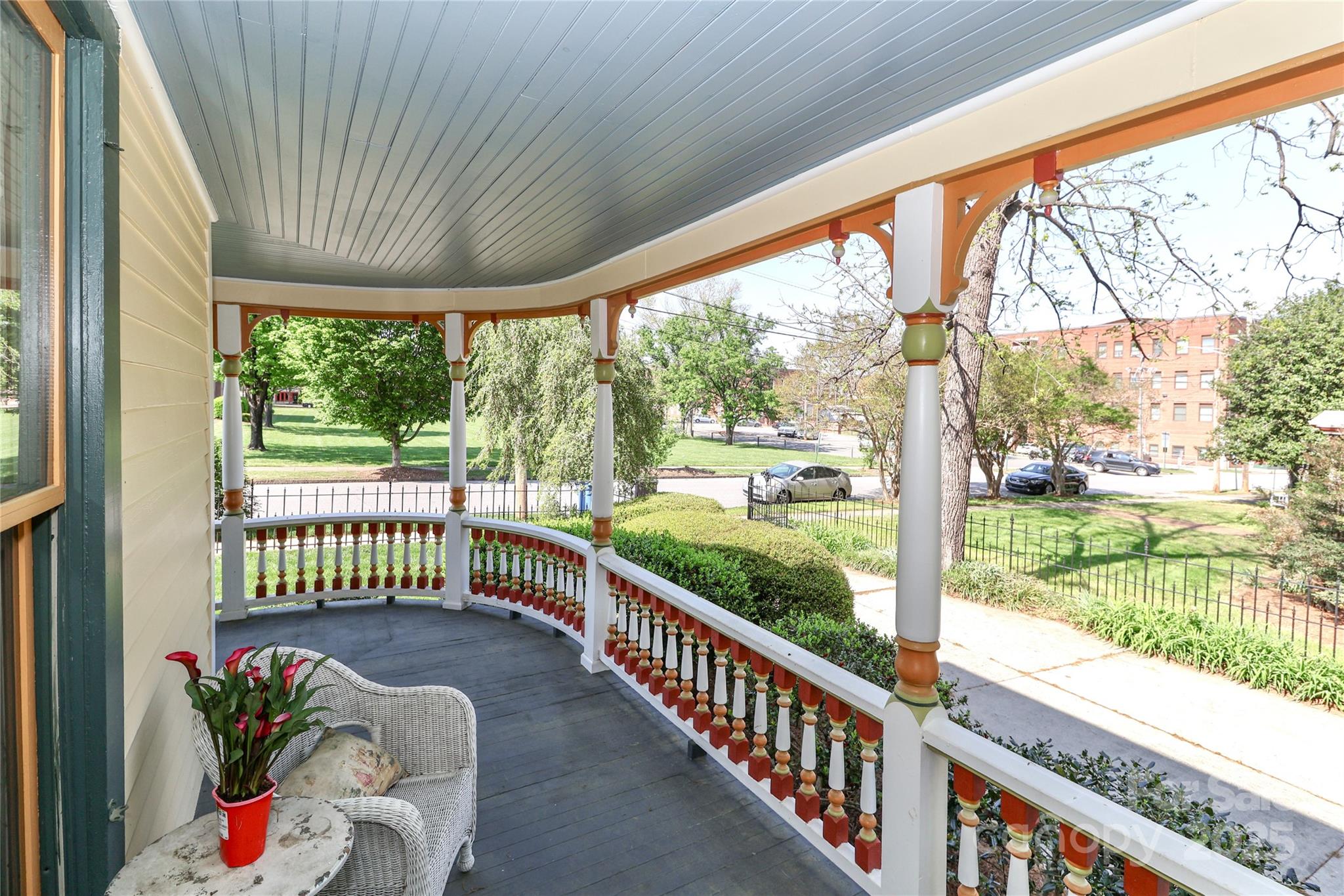 235 Walnut Street Statesville NC 28677