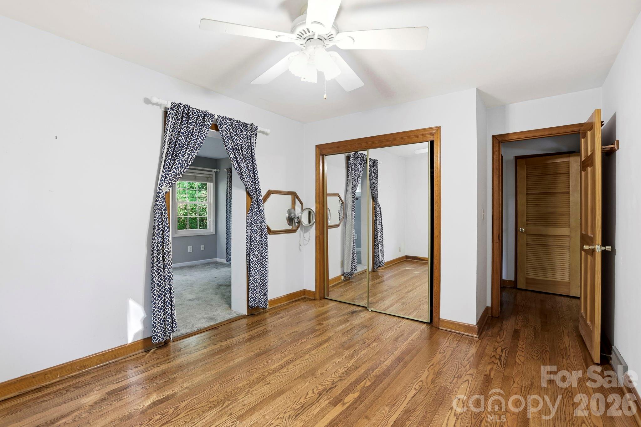121 Wells Street Hendersonville NC 28739