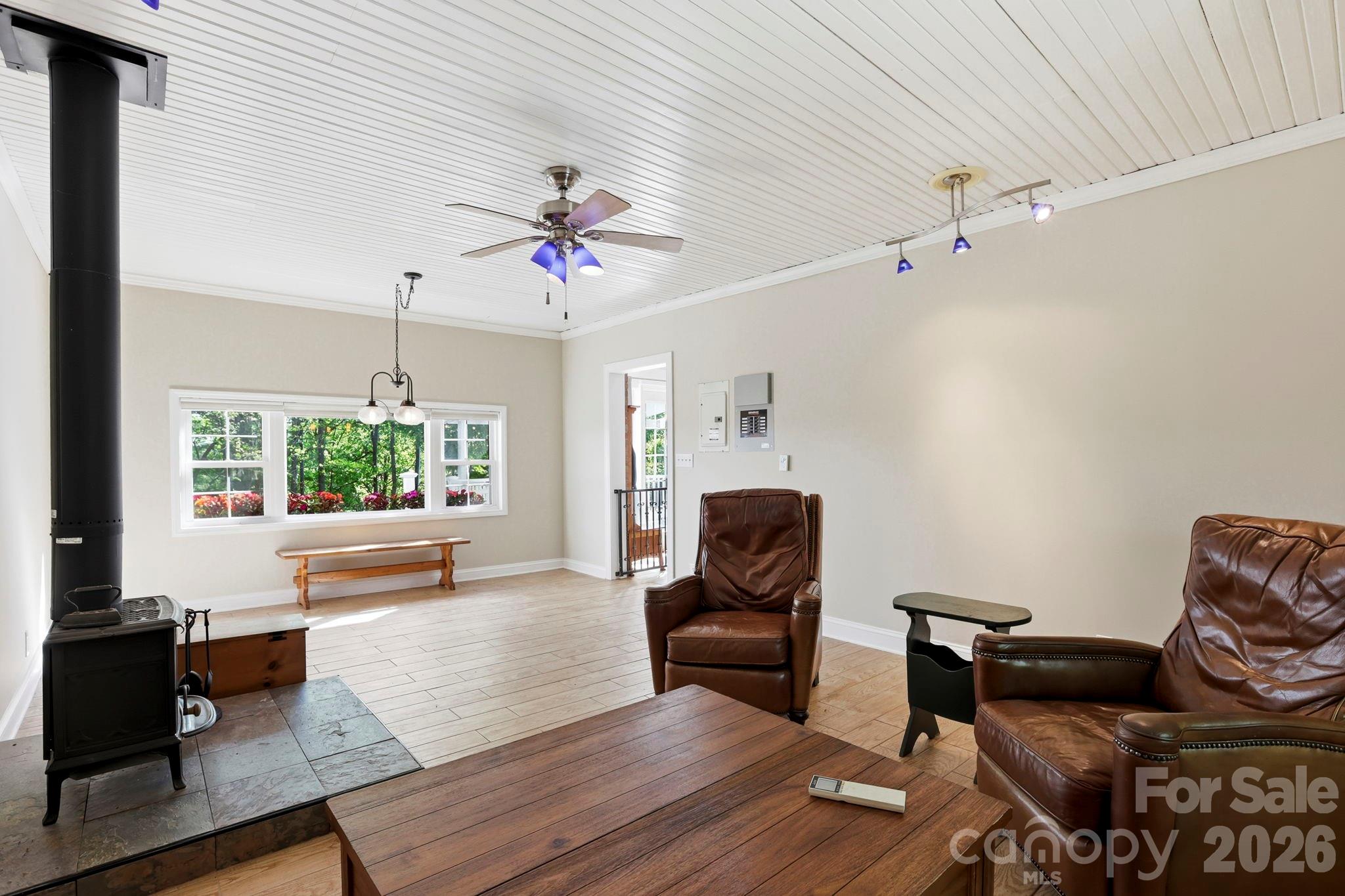 121 Wells Street Hendersonville NC 28739