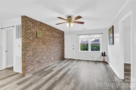 6716 Navajo Trail Sherrills Ford NC 28673