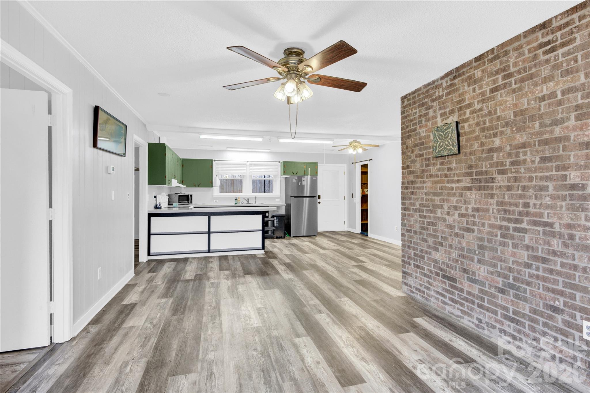 6716 Navajo Trail Sherrills Ford NC 28673