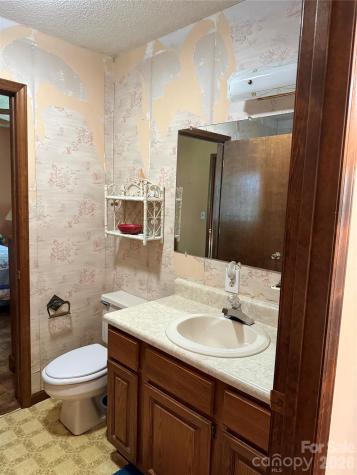 97 Wilkie Way Fletcher NC 28732