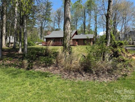 97 Wilkie Way Fletcher NC 28732
