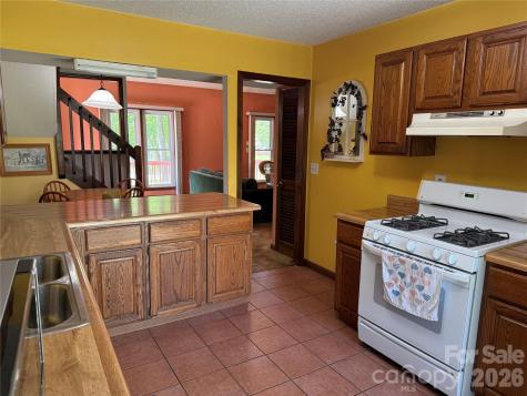 97 Wilkie Way Fletcher NC 28732