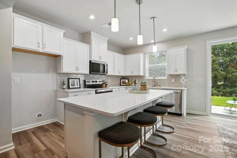 6423 Mallow Crossing Lane Charlotte NC 28213