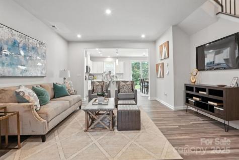 6423 Mallow Crossing Lane Charlotte NC 28213