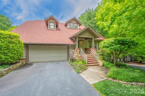 4 Lacoste Drive Hendersonville NC 28739