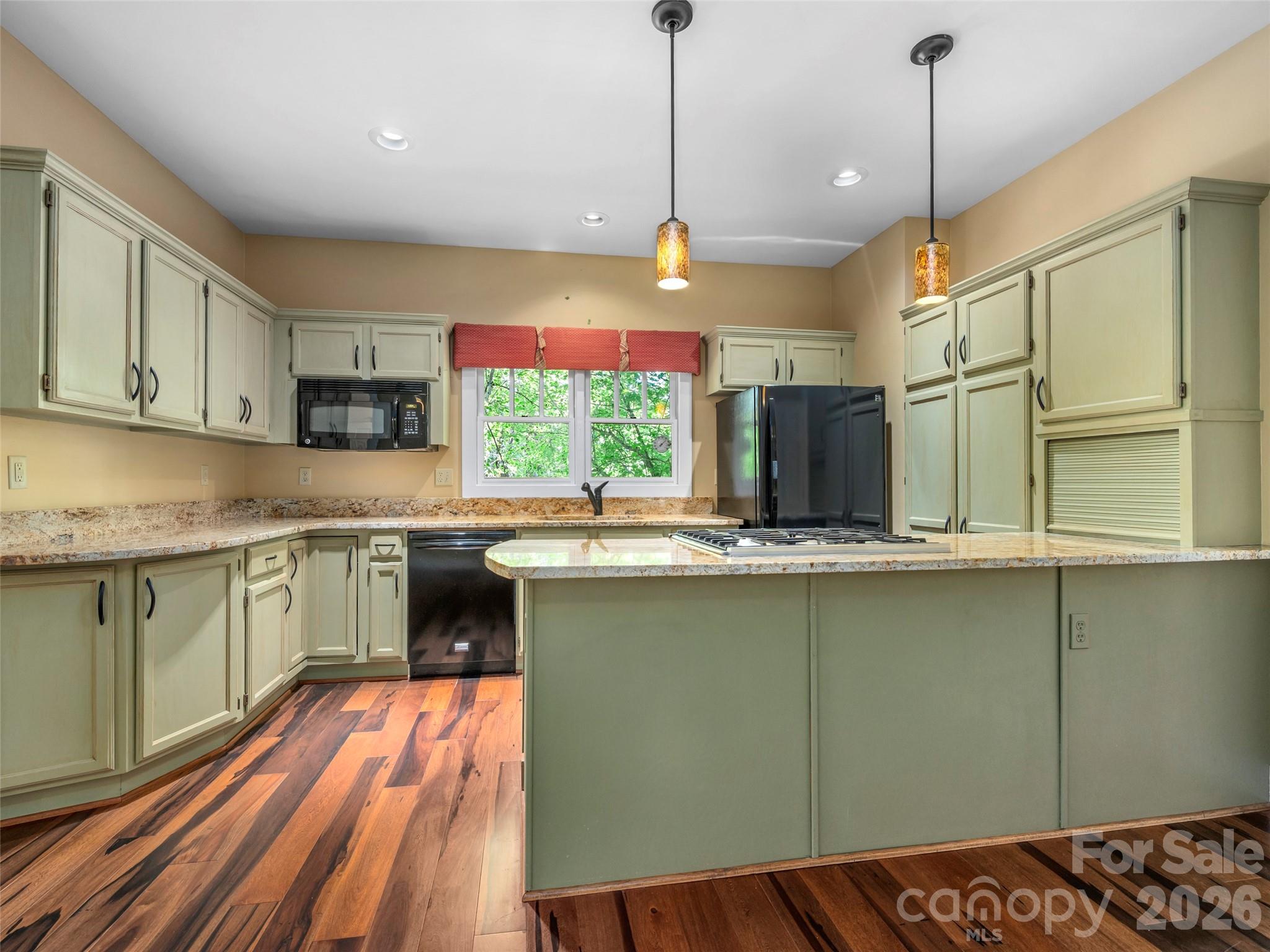 4 Lacoste Drive Hendersonville NC 28739