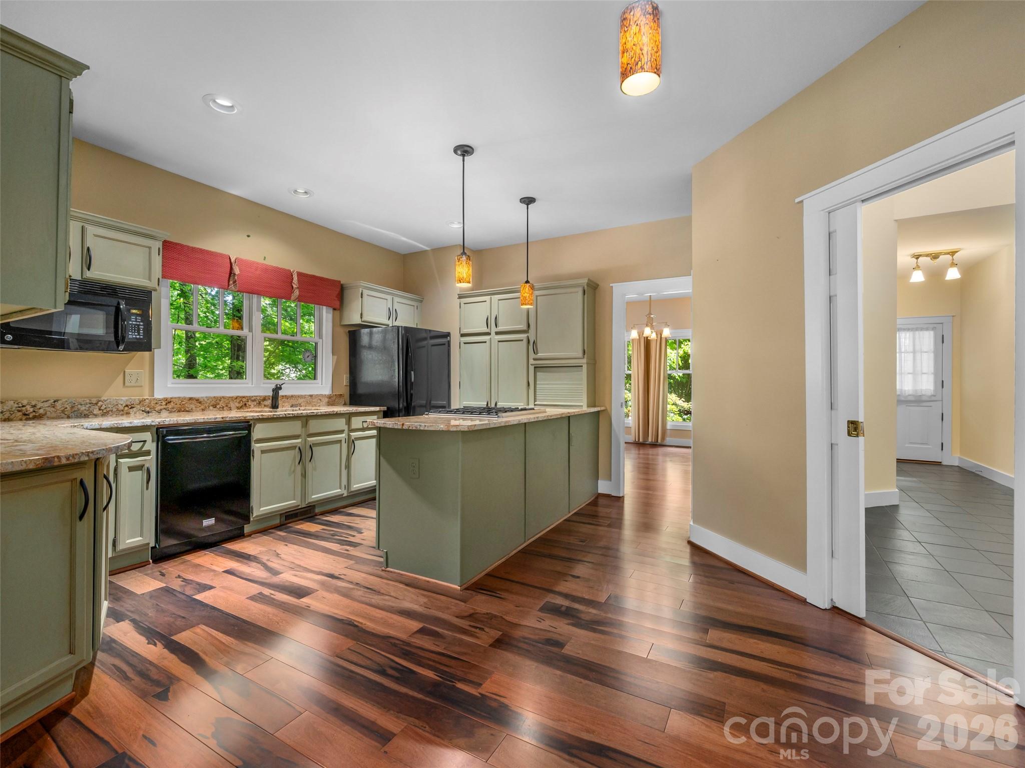 4 Lacoste Drive Hendersonville NC 28739