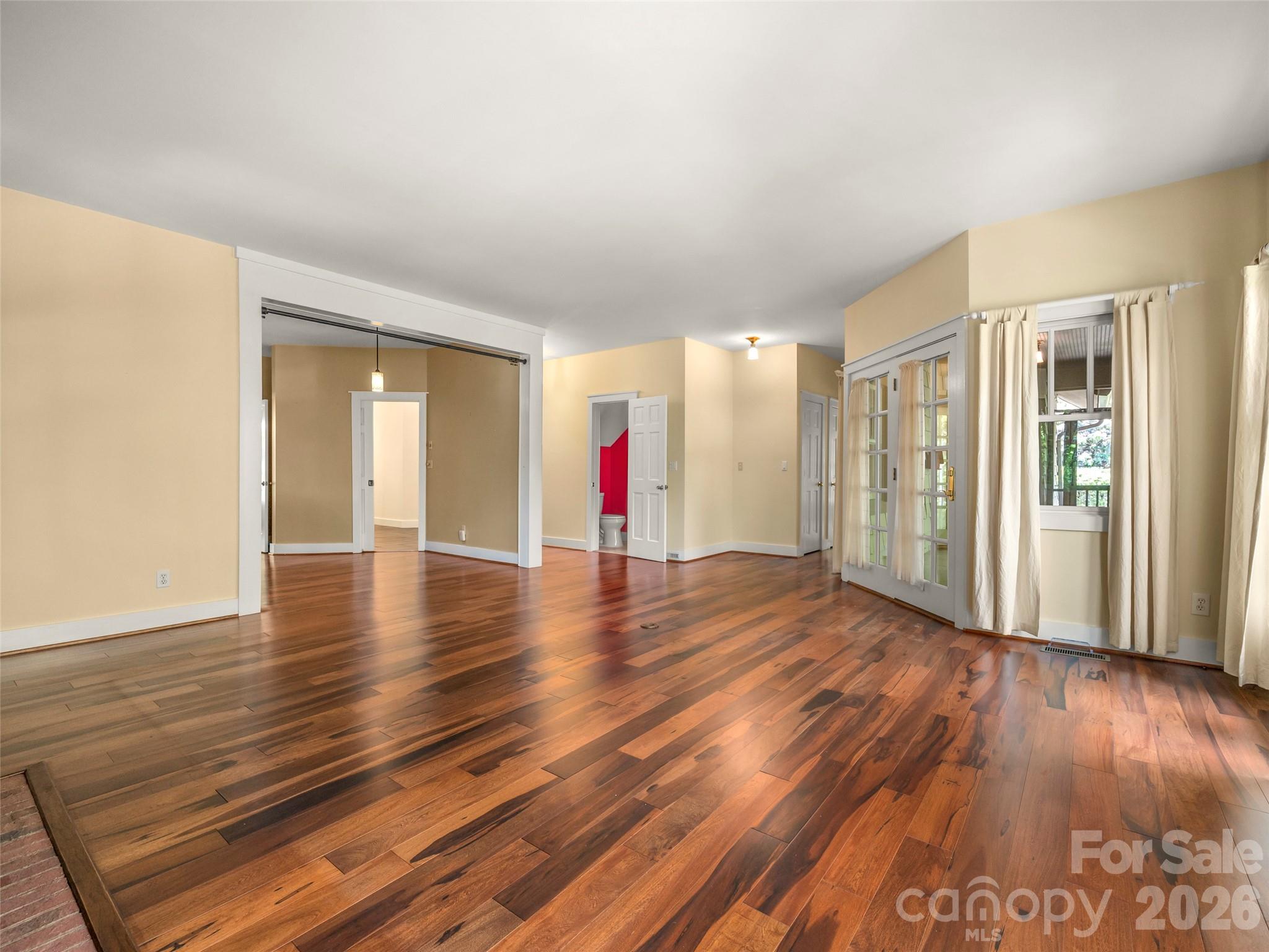 4 Lacoste Drive Hendersonville NC 28739