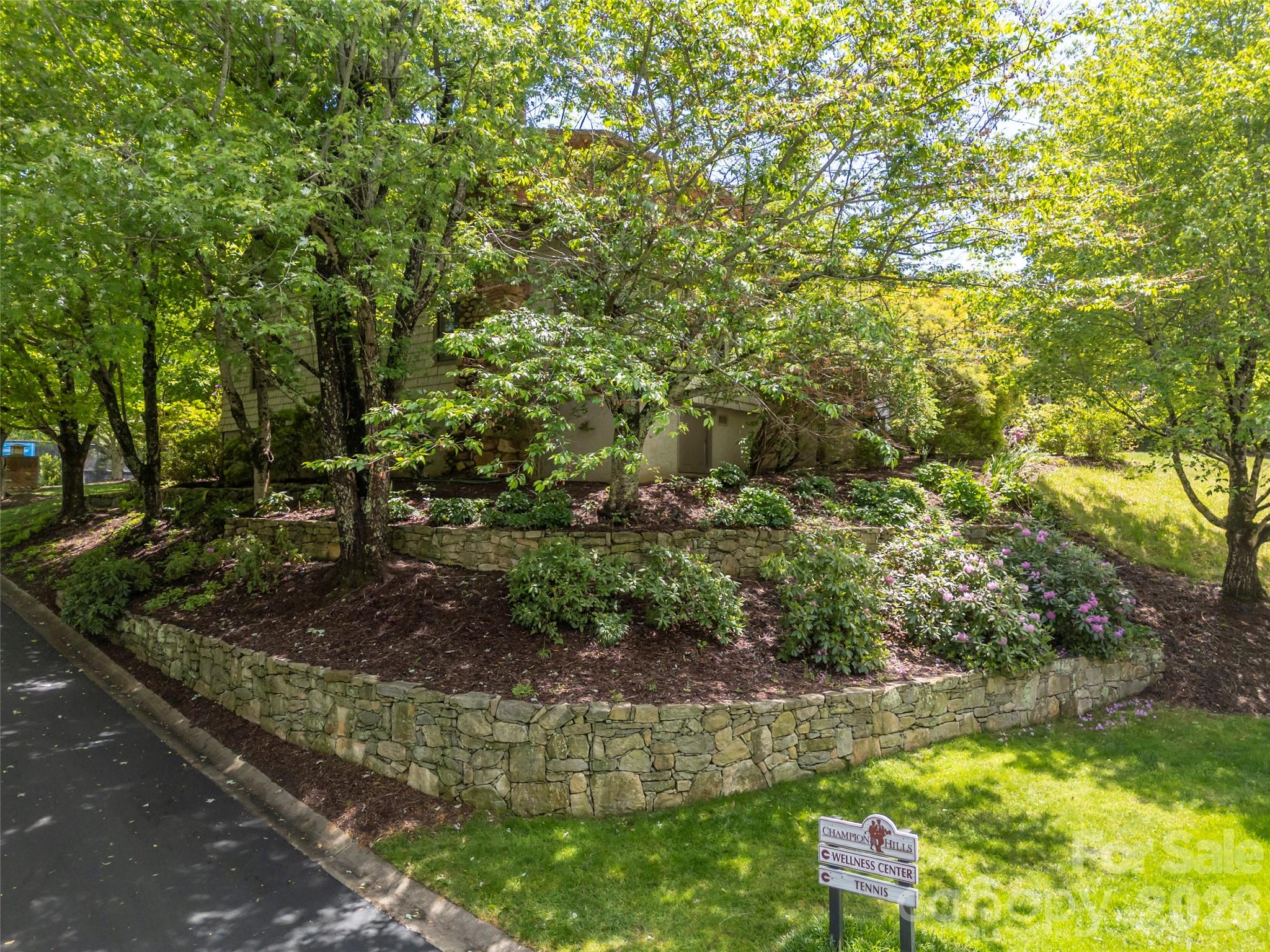 4 Lacoste Drive Hendersonville NC 28739
