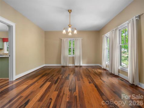 4 Lacoste Drive Hendersonville NC 28739