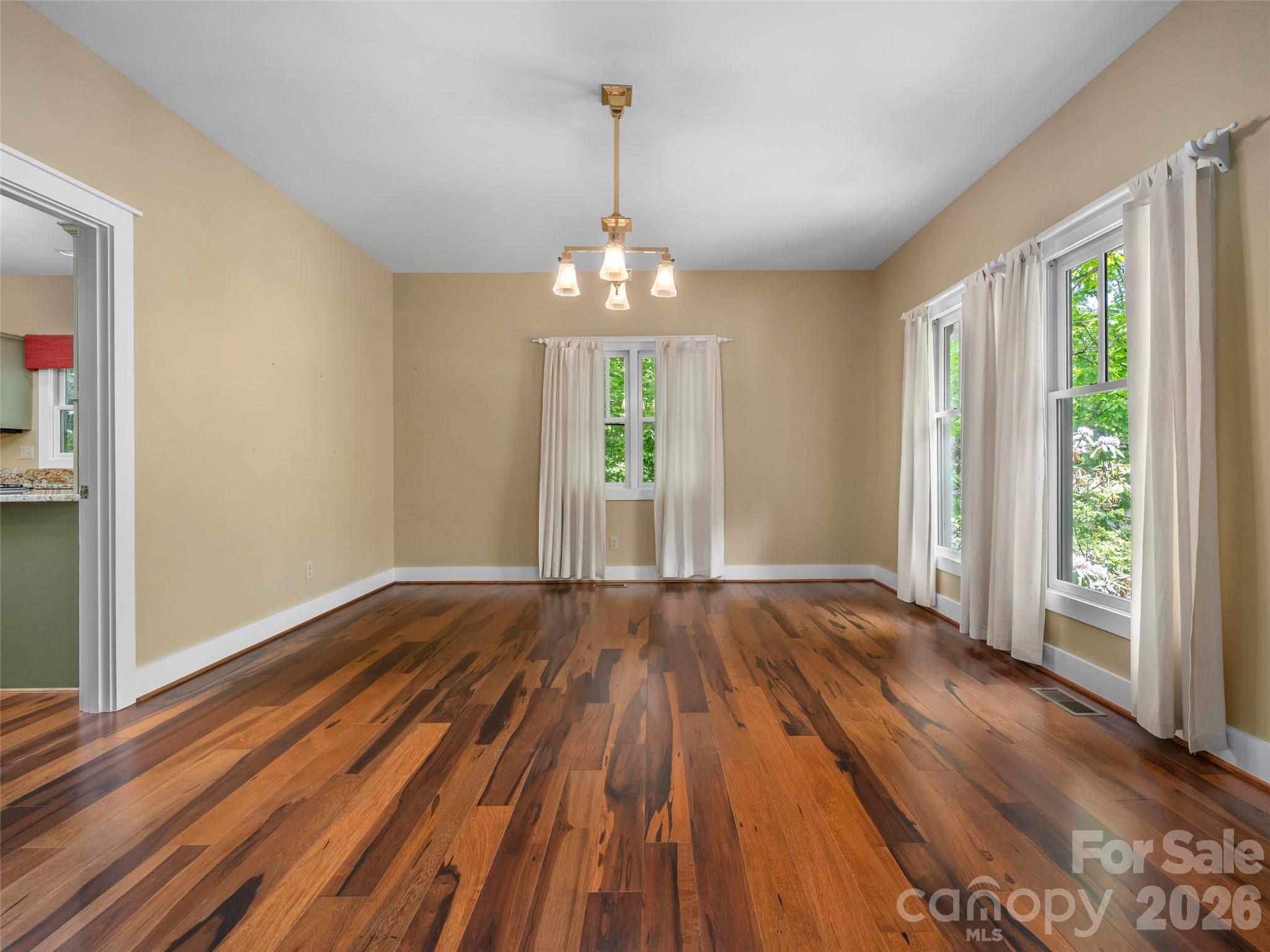 4 Lacoste Drive Hendersonville NC 28739