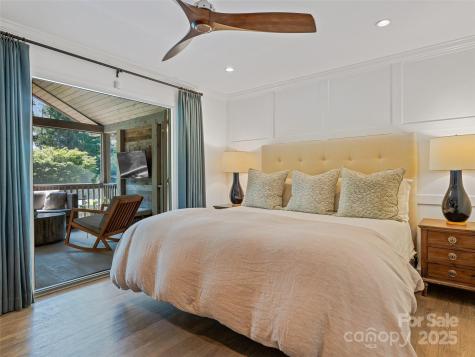 13 Robinhood Road Asheville NC 28804