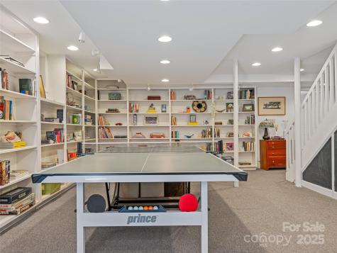 13 Robinhood Road Asheville NC 28804