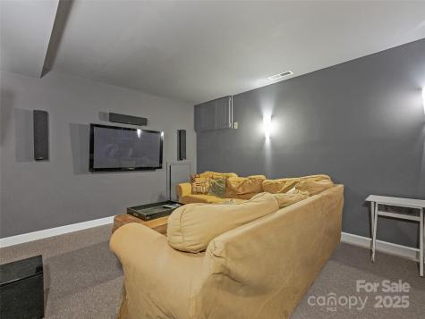 13 Robinhood Road Asheville NC 28804