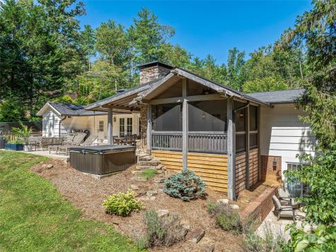 13 Robinhood Road Asheville NC 28804