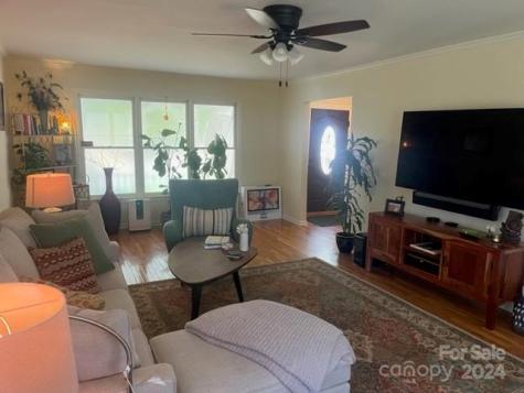 558 Lakeshore Drive Extension Asheville NC 28804