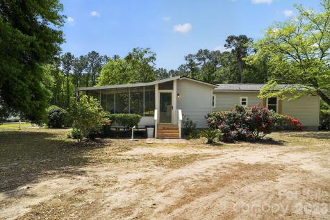 1724 Camp Shelor Drive Manning SC 29102