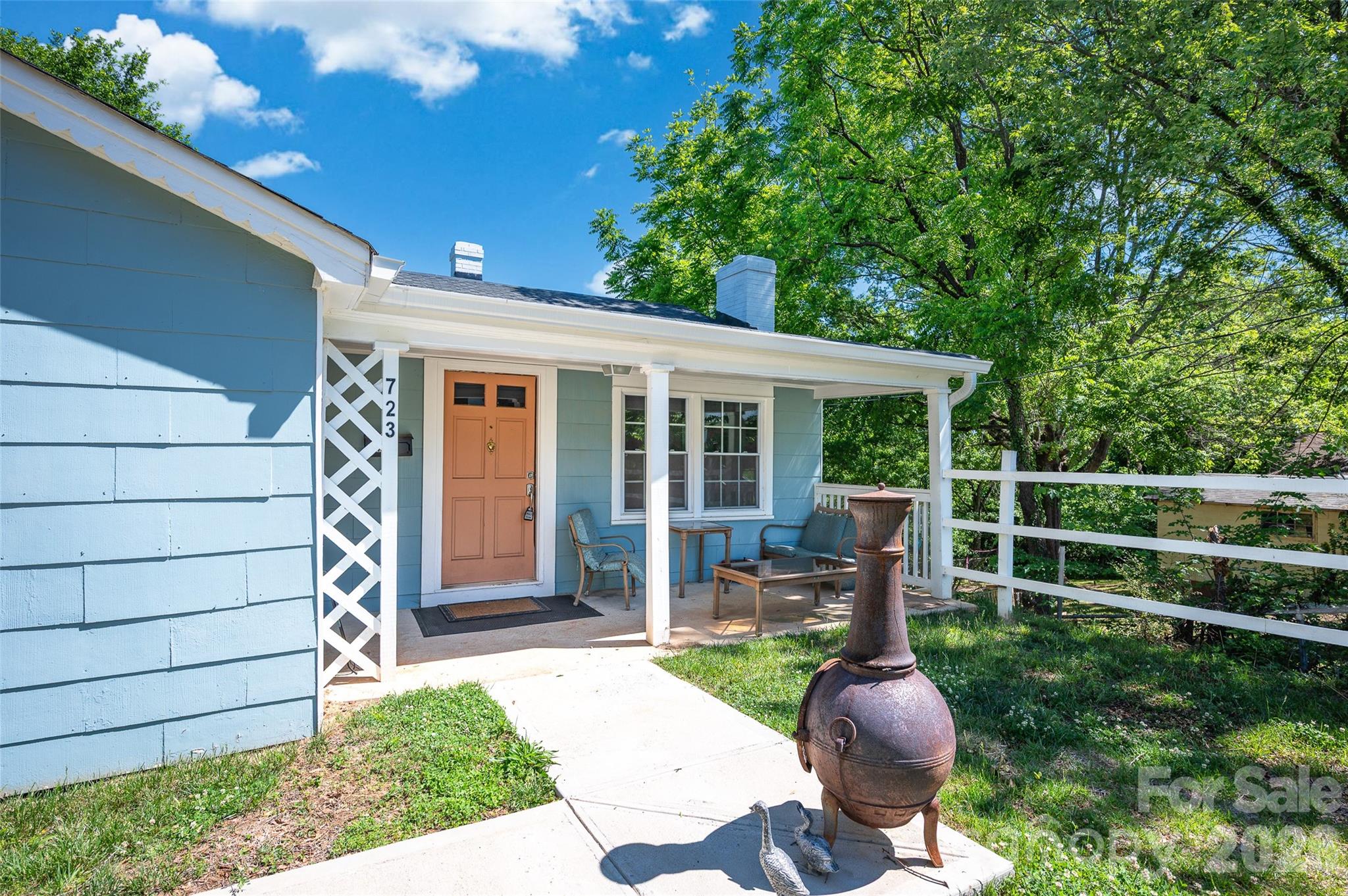723 F Avenue SE Hickory NC 28602