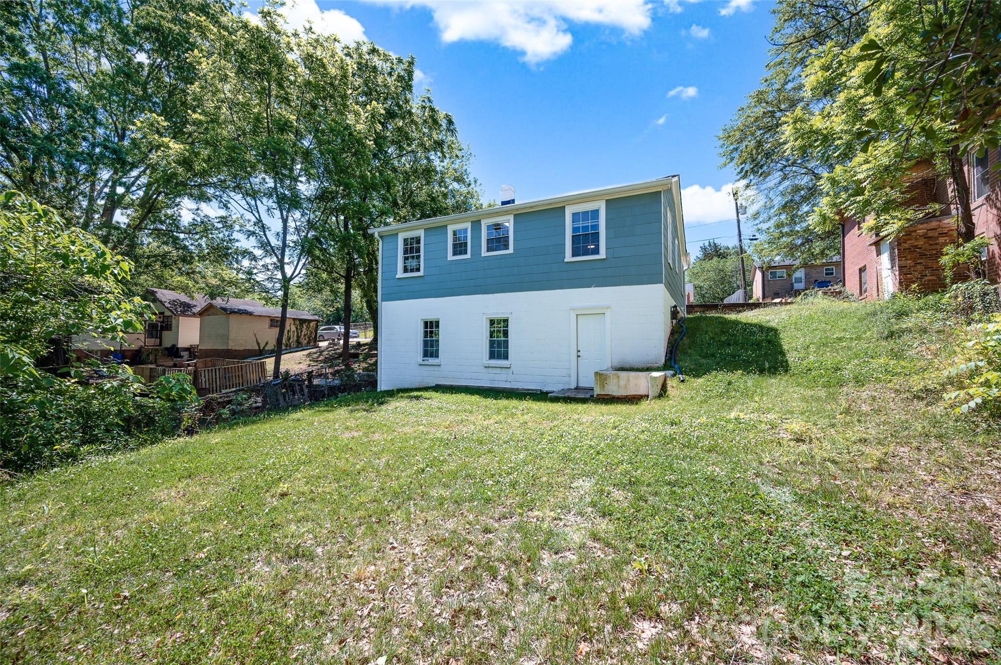 723 F Avenue SE Hickory NC 28602