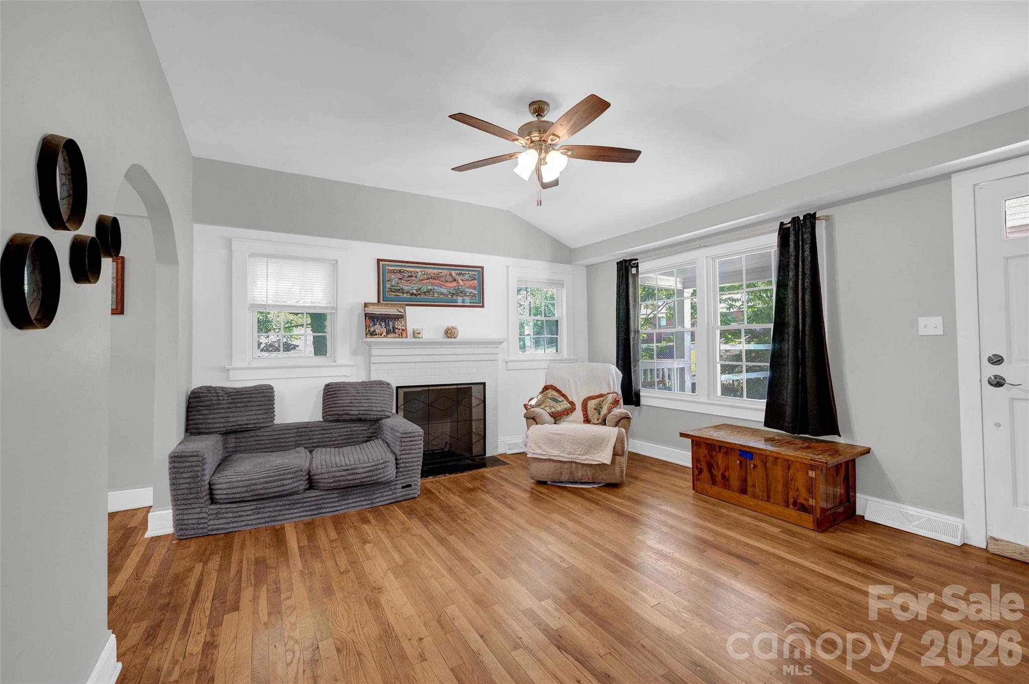 723 F Avenue SE Hickory NC 28602