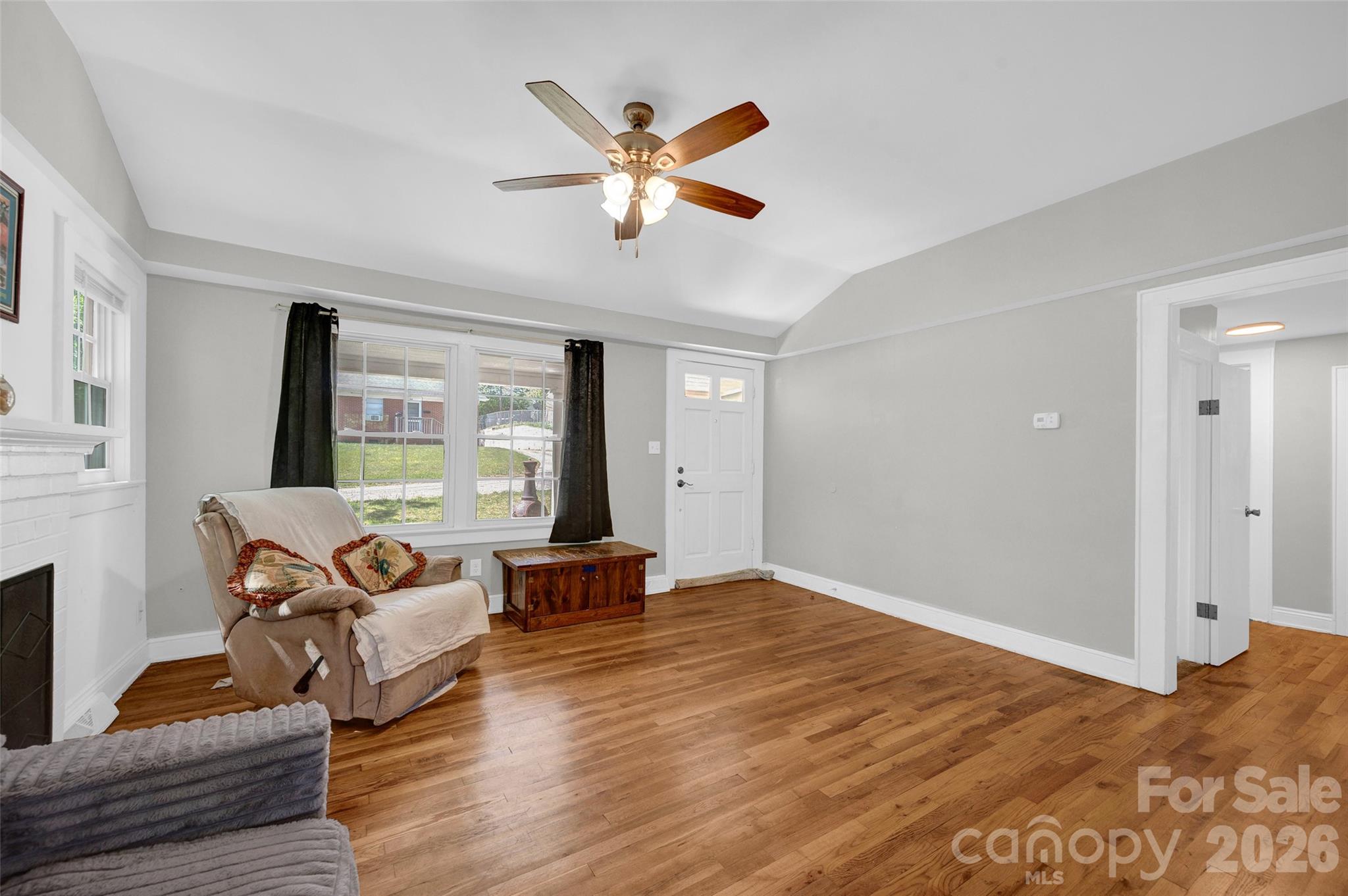 723 F Avenue SE Hickory NC 28602