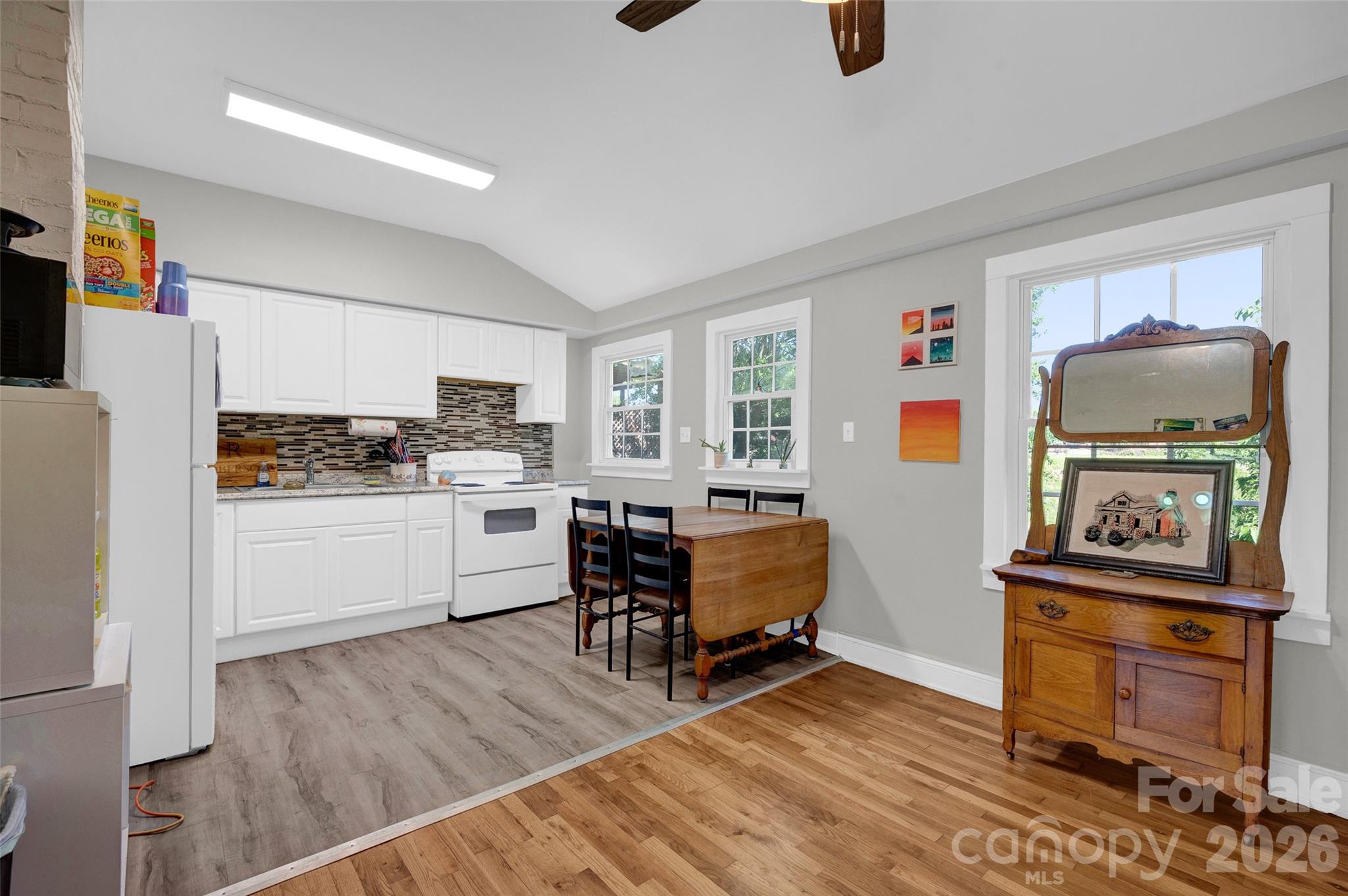 723 F Avenue SE Hickory NC 28602
