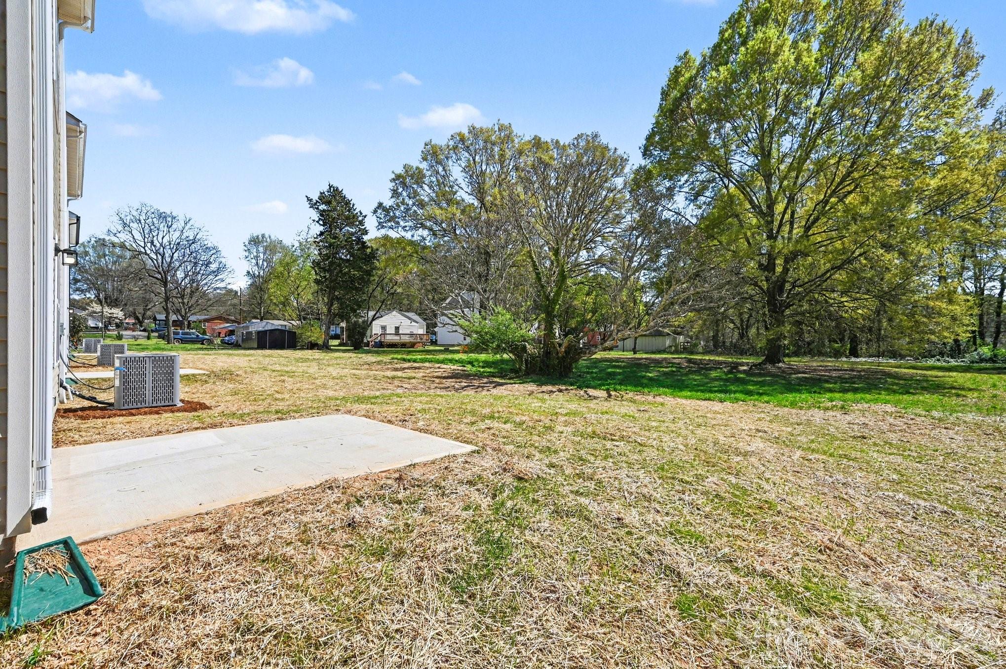 564 W Wilson Avenue Mooresville NC 28115