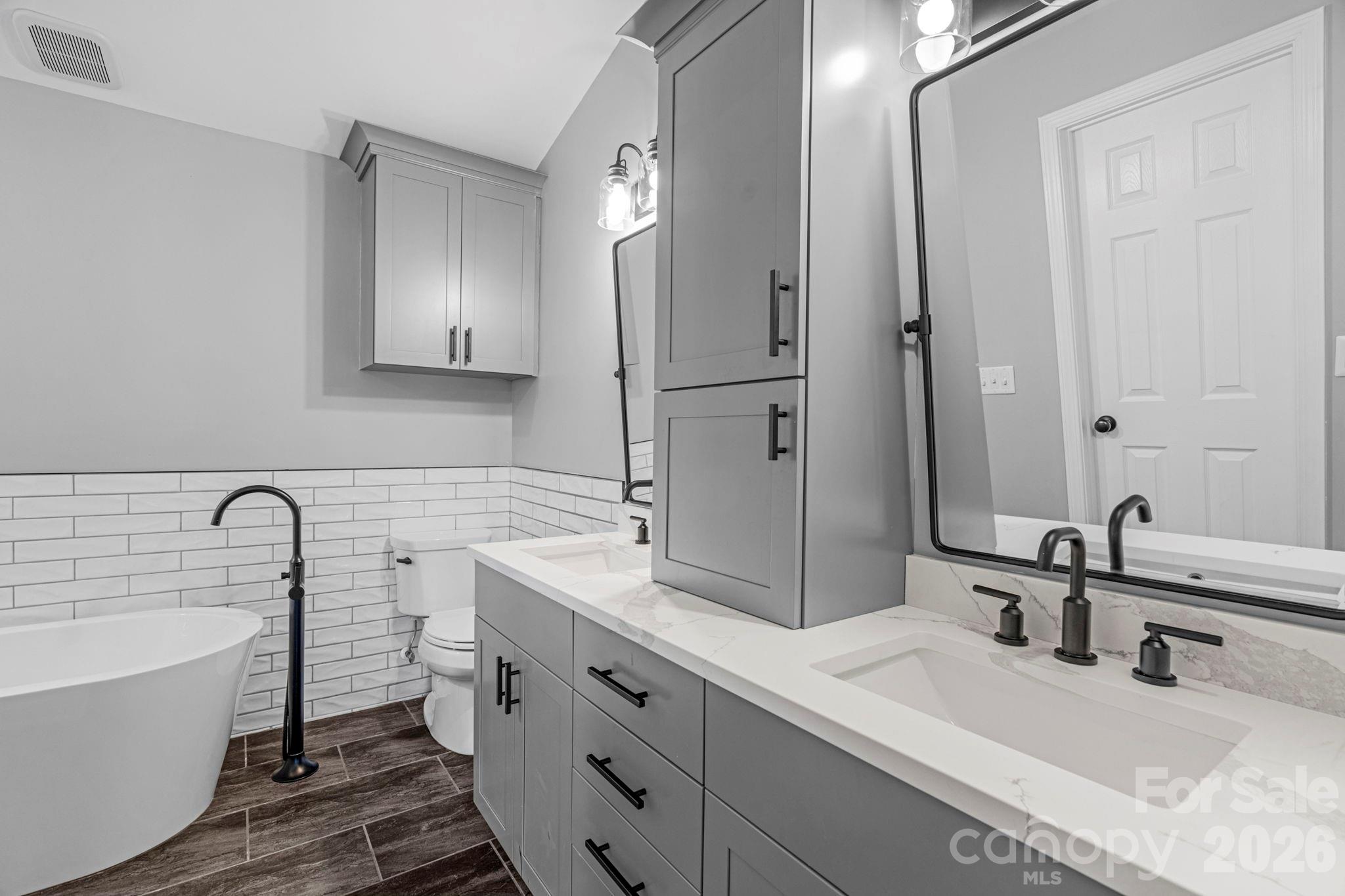 2503 Bathgate Lane Matthews NC 28105