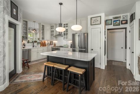 497 Black Locust Circle Blowing Rock NC 28605
