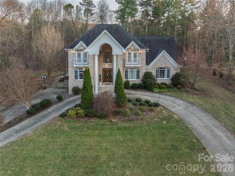 510 SE Stonecroft Court SE Lenoir NC 28645