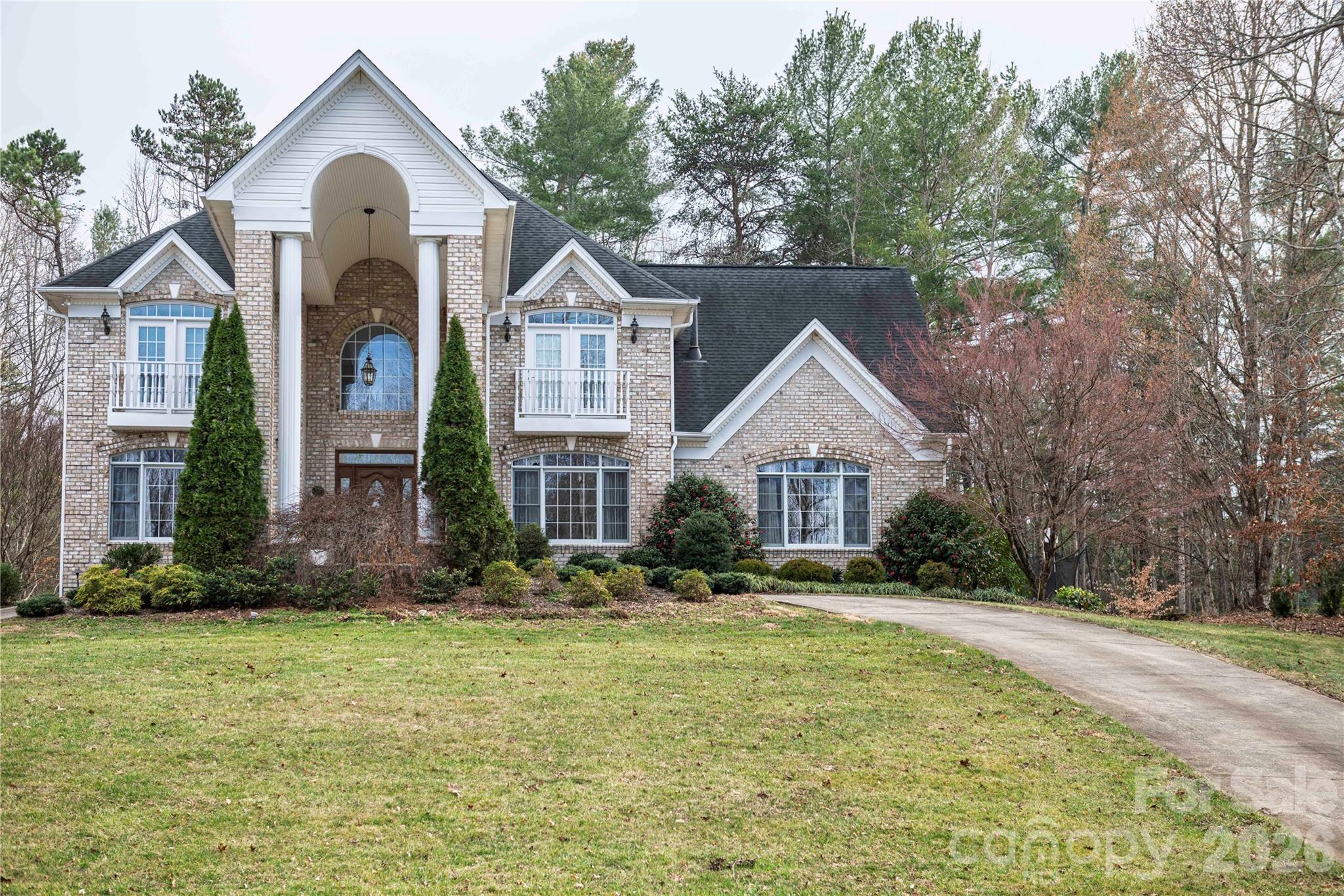510 SE Stonecroft Court SE Lenoir NC 28645