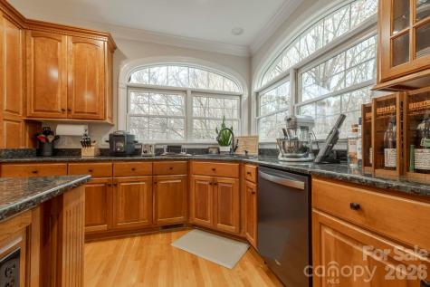 510 SE Stonecroft Court SE Lenoir NC 28645