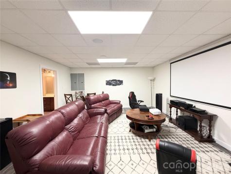 510 SE Stonecroft Court SE Lenoir NC 28645