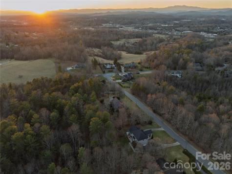 510 SE Stonecroft Court SE Lenoir NC 28645