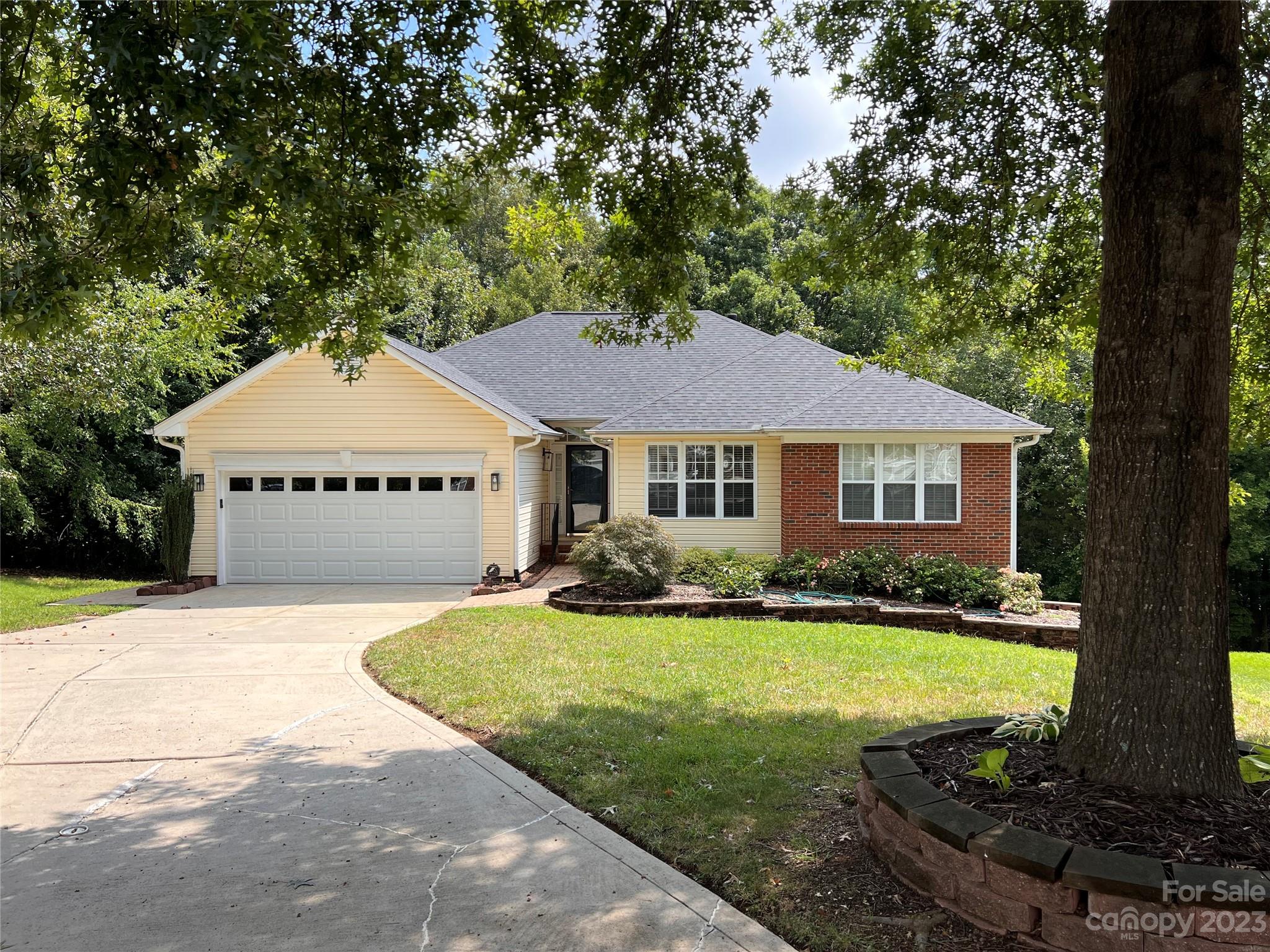 7721 Cotswold Court Charlotte NC 28213