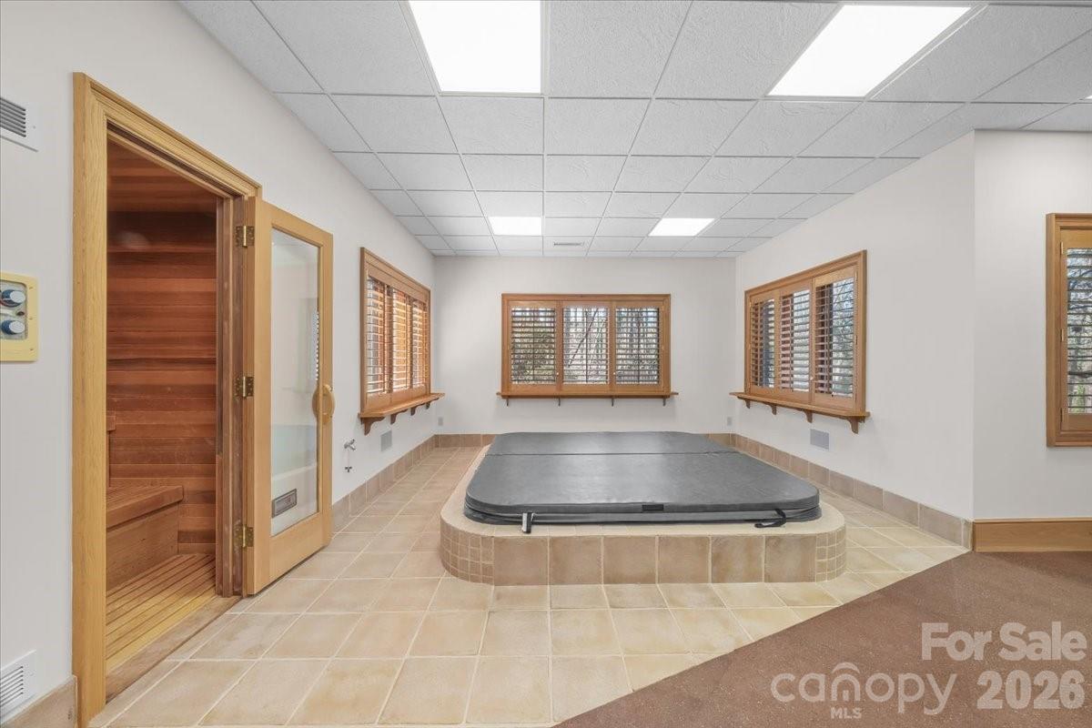 1043 Rolling Green Drive Newton NC 28658