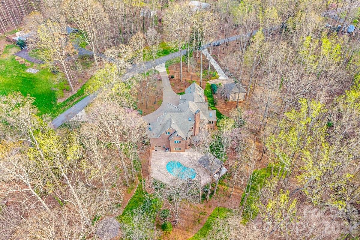 1043 Rolling Green Drive Newton NC 28658